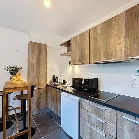 Apartament Avec Piscine